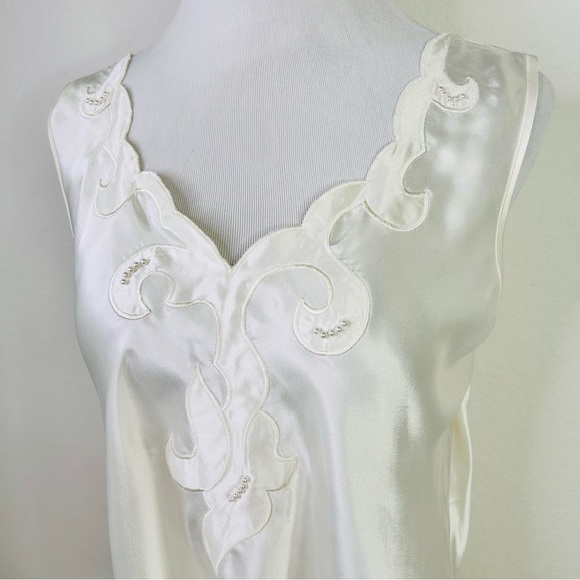 Romantic Summer Satin Camisole with pearls Cabernet Ivory Size Large - Picture 5 of 10